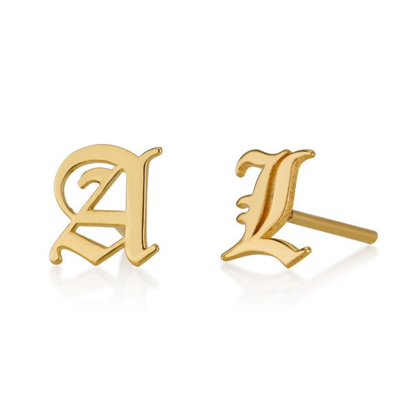 4848 外国切手 アイルランド 1990年 愛 Loveのデザイン 2種 Old English Initial Stud Earrings