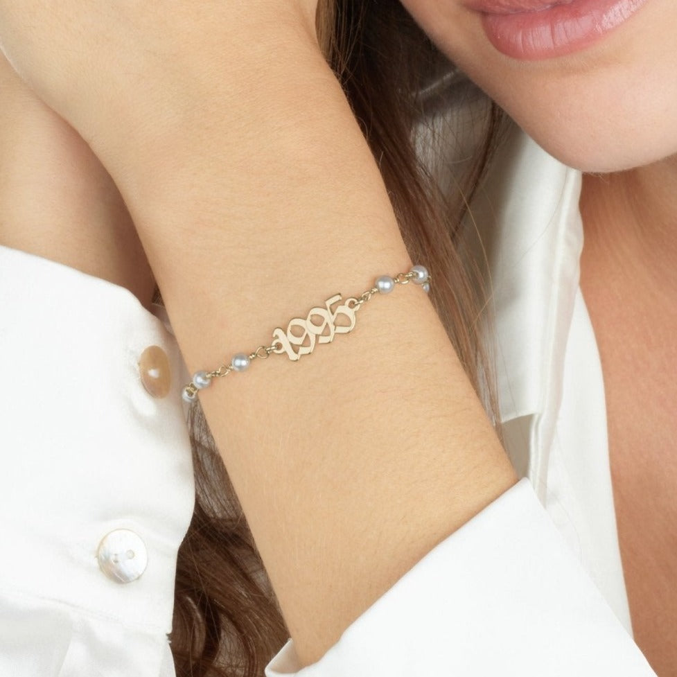 Birth Year Pearl Bracelet