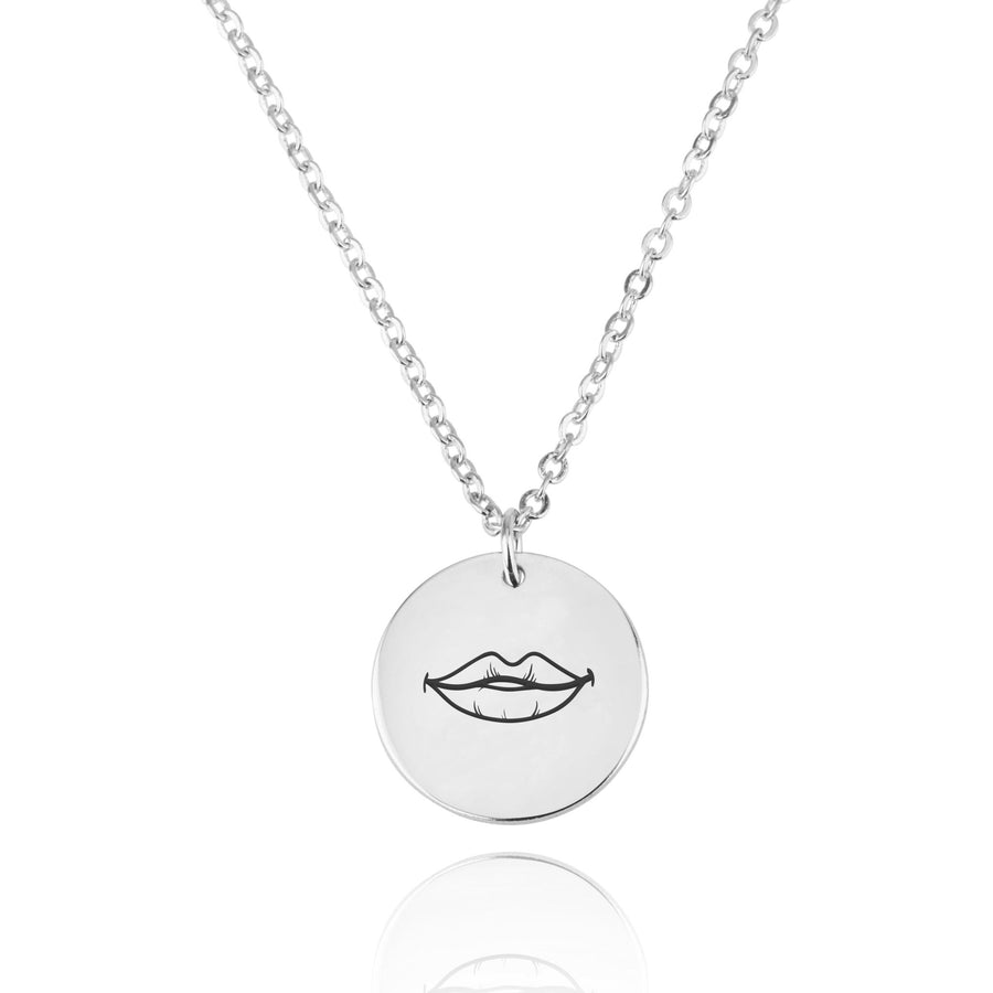 Lips Engraving Disc Necklace